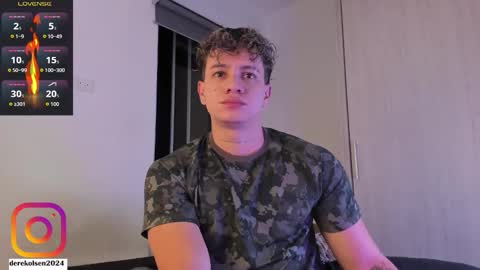 Snapshot of derekolsen_ chatting on November 14, 2025, 1:59 am Derek IG Derekolsen2024 online show from November 14, 2025, 1:59 am