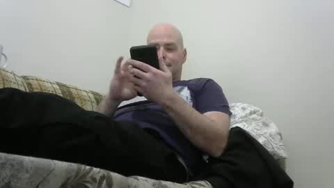 derf007 online show from February 25, 2025, 8:41 pm