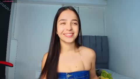 Snapshot of derly_cuervo703031 chatting on June 9, 2026, 7:25 pm derly_cuervo703031 online show from June 9, 2026, 7:25 pm
