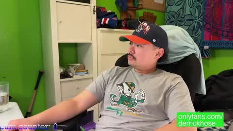 Derrick Hose online show from January 21, 2025, 1:50 am