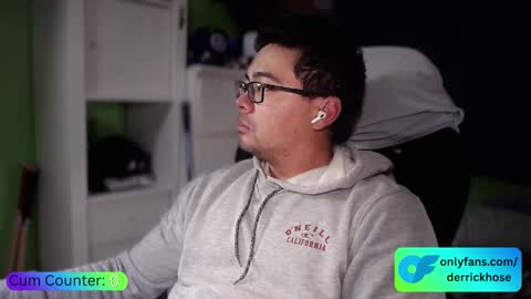 Derrick Hose online show from November 16, 2025, 3:23 am