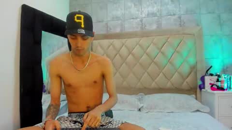 Snapshot of derrymeyers chatting on December 16, 2025, 1:21 am derrymeyers online show from December 16, 2025, 1:21 am