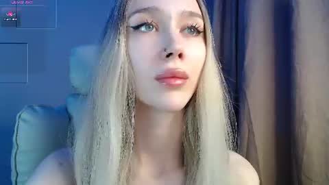 Snapshot of des_ch chatting on June 27, 2026, 3:17 pm Ari online show from June 27, 2026, 3:17 pm