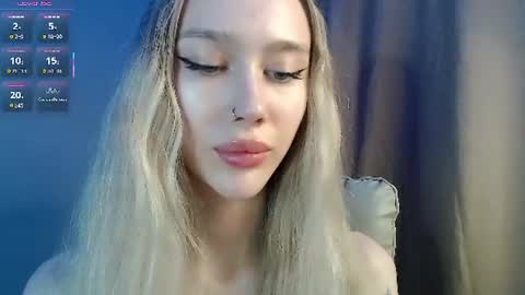 Snapshot of des_ch chatting on July 12, 2026, 3:58 pm Ari online show from July 12, 2026, 3:58 pm