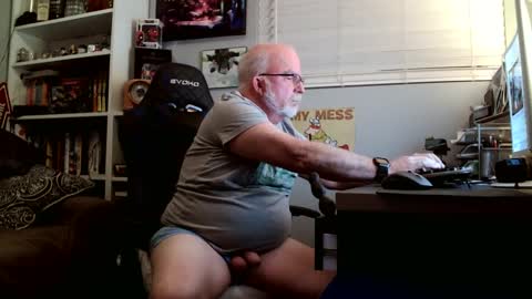 Snapshot of desertknight56 chatting on September 16, 2025, 2:12 am D K online show from September 16, 2025, 2:12 am