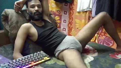 desi_boy799417 online show from October 12, 2025, 7:07 am