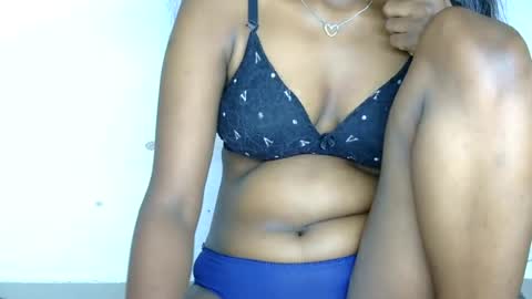 Snapshot of desi_darling chatting on July 16, 2026, 12:11 pm kajal online show from July 16, 2026, 12:11 pm