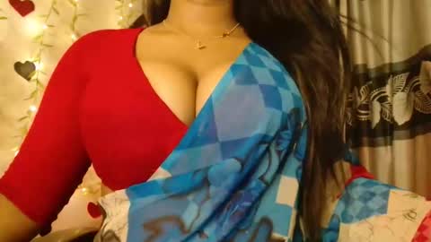 Snapshot of desi_girl_jebin chatting on October 18, 2025, 5:14 pm Jebin online show from October 18, 2025, 5:14 pm