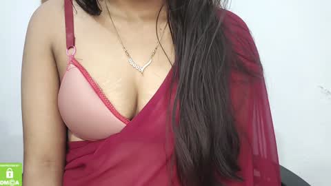 Snapshot of desicoupleshow chatting on January 29, 2025, 12:35 pm Eva and Adam online show from January 29, 2025, 12:35 pm