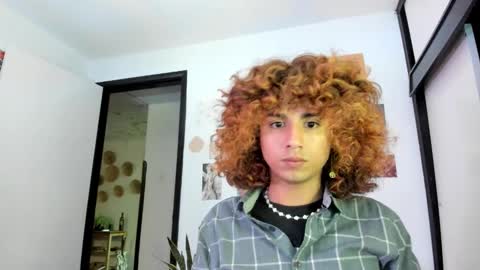 Snapshot of desidias chatting on February 3, 2026, 1:37 am Desidias online show from February 3, 2026, 1:37 am