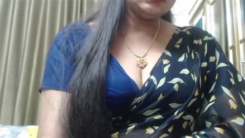 Snapshot of desimaisa130 chatting on February 20, 2025, 5:18 pm Maisa online show from February 20, 2025, 5:18 pm