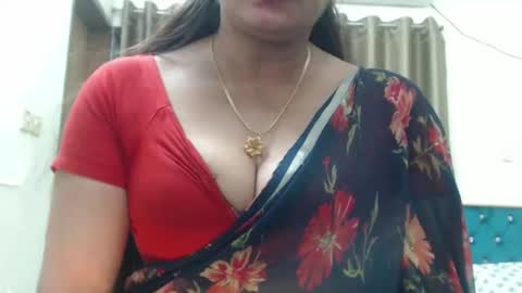 Snapshot of desimaisa130 chatting on March 1, 2025, 8:10 pm Maisa online show from March 1, 2025, 8:10 pm