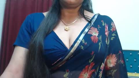 Snapshot of desimaisa130 chatting on September 14, 2025, 4:39 pm Maisa online show from September 14, 2025, 4:39 pm