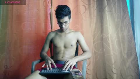 Snapshot of desire4duo chatting on May 9, 2026, 11:48 am desire4duo online show from May 9, 2026, 11:48 am