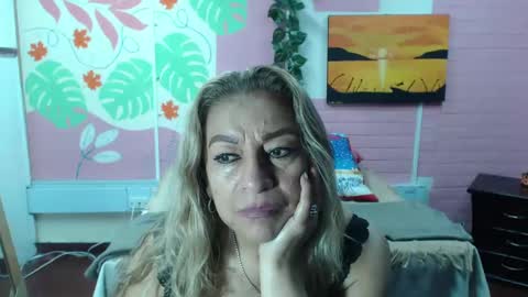 Snapshot of desire_latin chatting on January 6, 2025, 6:52 pm VALERIA online show from January 6, 2025, 6:52 pm