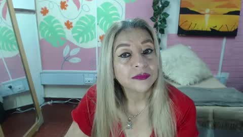 Snapshot of desire_latin chatting on February 20, 2025, 4:46 pm VALERIA online show from February 20, 2025, 4:46 pm