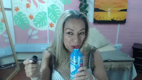 Snapshot of desire_latin chatting on September 25, 2025, 4:21 pm VALERIA online show from September 25, 2025, 4:21 pm