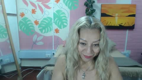 VALERIA online show from May 4, 2026, 4:03 pm