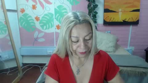 Snapshot of desire_latin chatting on May 13, 2026, 9:11 pm VALERIA online show from May 13, 2026, 9:11 pm