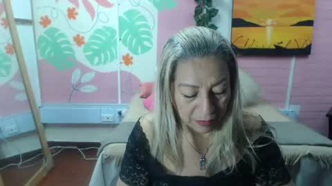 Snapshot of desire_latin chatting on June 15, 2026, 3:47 pm VALERIA online show from June 15, 2026, 3:47 pm