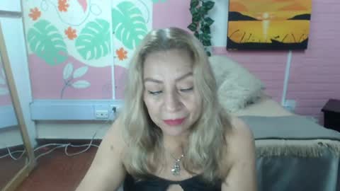 Snapshot of desire_latin chatting on July 20, 2026, 4:53 pm VALERIA online show from July 20, 2026, 4:53 pm