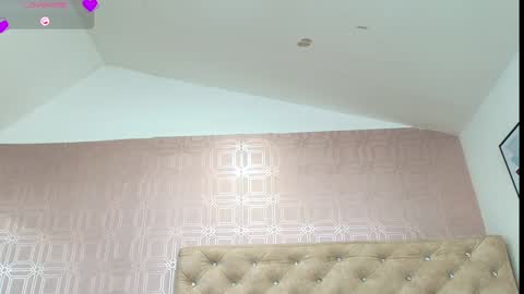 Snapshot of desire_sara chatting on January 29, 2025, 6:50 pm Sara Desire online show from January 29, 2025, 6:50 pm