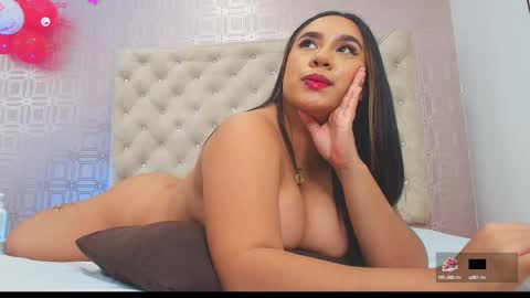 Snapshot of desire_sara chatting on February 14, 2025, 4:31 pm Sara Desire online show from February 14, 2025, 4:31 pm