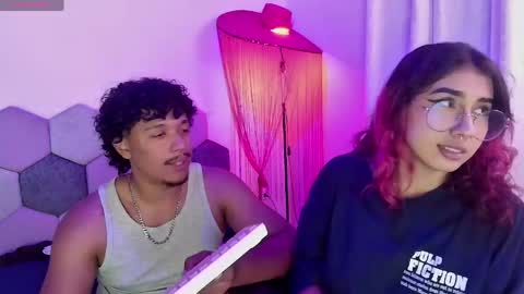 TORI AND MR. BEAR online show from April 30, 2026, 7:09 pm