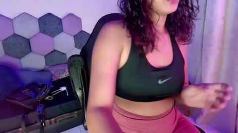 TORI AND MR. BEAR online show from July 16, 2026, 6:14 pm