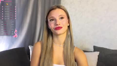 Snapshot of desireeclipse chatting on October 24, 2025, 6:10 am Willow online show from October 24, 2025, 6:10 am