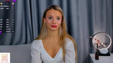 Snapshot of desireeclipse chatting on November 27, 2025, 6:26 am Willow online show from November 27, 2025, 6:26 am