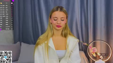 Snapshot of desireeclipse chatting on December 2, 2025, 6:08 am Willow online show from December 2, 2025, 6:08 am