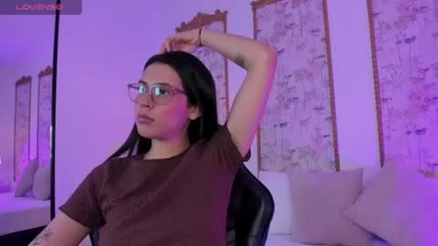 Snapshot of desireee_ chatting on June 17, 2026, 12:29 pm desire online show from June 17, 2026, 12:29 pm