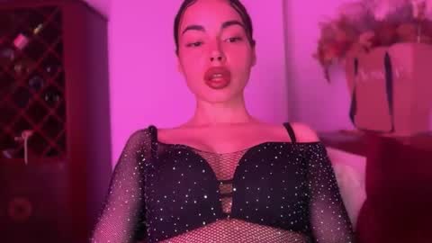 Snapshot of desireepetite chatting on April 18, 2026, 7:07 pm Petitee Desiree online show from April 18, 2026, 7:07 pm