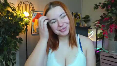 LAYLA online show from November 25, 2025, 7:30 am