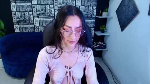 Desiring Angel online show from December 19, 2025, 7:04 am