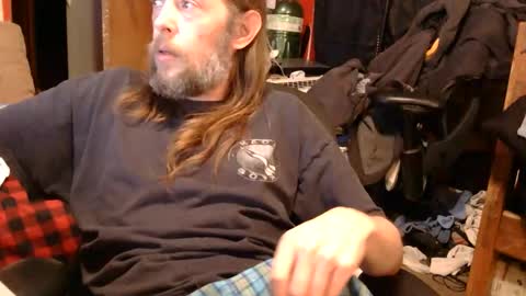 Snapshot of desolation2012 chatting on December 2, 2025, 11:26 am desolation2012 online show from December 2, 2025, 11:26 am