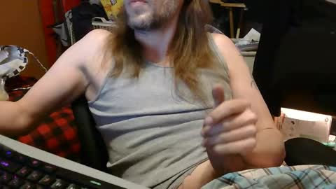 Snapshot of desolation2012 chatting on March 5, 2026, 5:58 am desolation2012 online show from March 5, 2026, 5:58 am