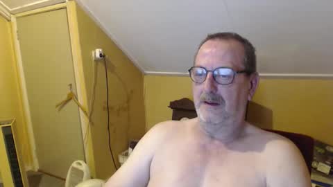 destelp online show from June 4, 2026, 11:00 pm