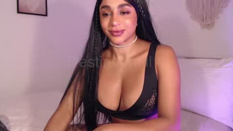 Snapshot of destinnemil chatting on July 6, 2026, 10:56 am Destinne Mill online show from July 6, 2026, 10:56 am