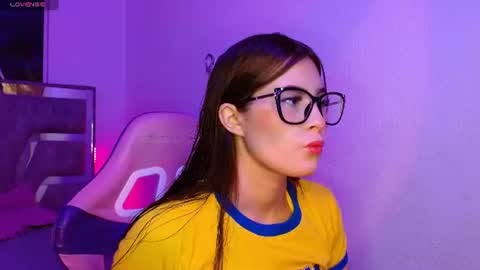 Snapshot of destinya_ chatting on June 17, 2026, 12:07 pm destinya_ online show from June 17, 2026, 12:07 pm