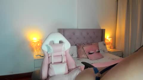 destinysweet21 online show from October 10, 2025, 11:04 pm