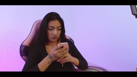 devilchlloe online show from February 4, 2025, 10:24 pm