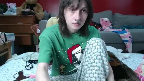 poutyangel online show from September 28, 2025, 8:47 pm