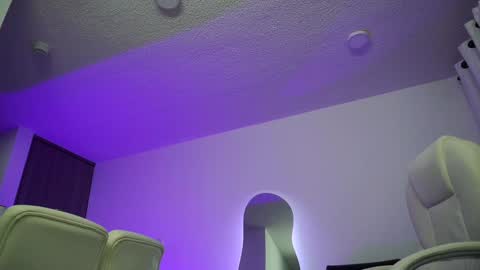 Devin Hunter online show from January 25, 2025, 2:58 am