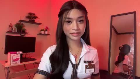 Snapshot of devine_goddessx chatting on September 20, 2025, 10:05 am Devine Greyson online show from September 20, 2025, 10:05 am