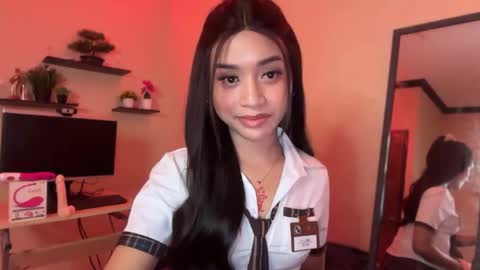 Snapshot of devine_goddessx chatting on September 22, 2025, 9:22 am Devine Greyson online show from September 22, 2025, 9:22 am