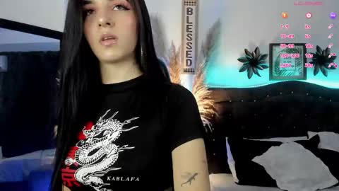 Snapshot of devlin_violet__ chatting on February 26, 2025, 3:32 am PaulaInsta paulacastellanos 1Pvt open online show from February 26, 2025, 3:32 am