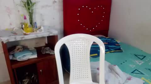 Snapshot of devorasexy2 chatting on July 17, 2026, 9:52 pm Devora.. online show from July 17, 2026, 9:52 pm