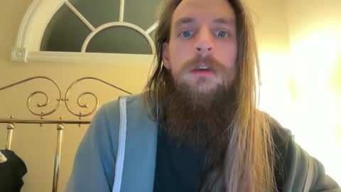 Snapshot of deweydreams chatting on February 4, 2026, 12:38 am deweydreams online show from February 4, 2026, 12:38 am